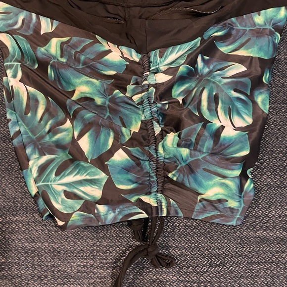 Two piece swim suit- swim shorts and bikini top - Picture 5 of 5